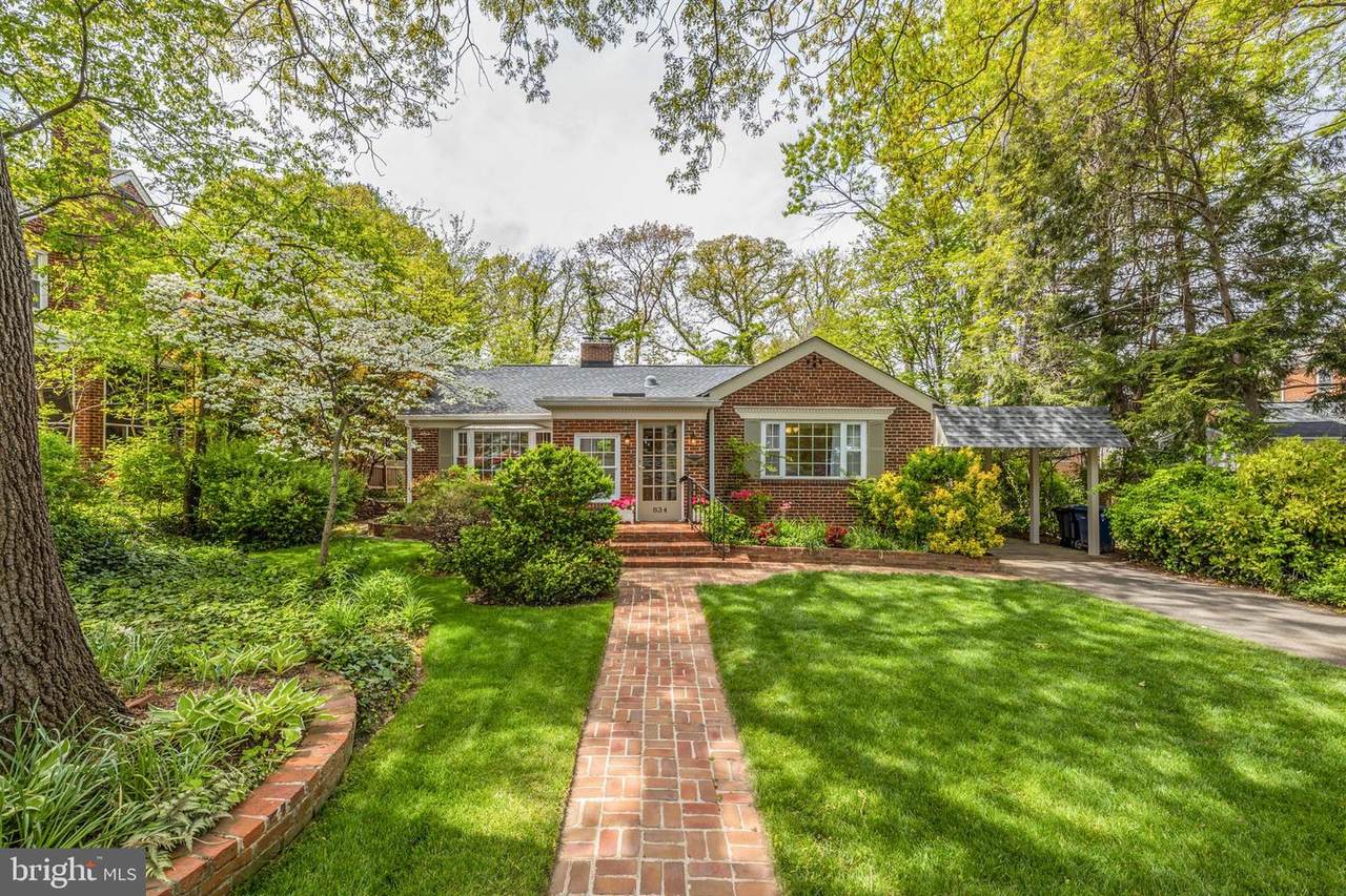 834 Fontaine Street - Photo 1