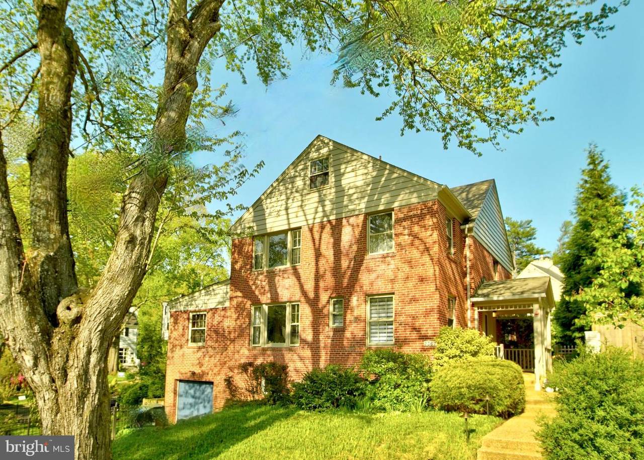 2367 King Place - Photo 1