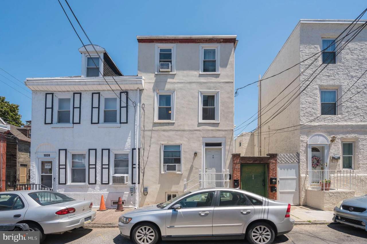 1037 Crease Street - Photo 1