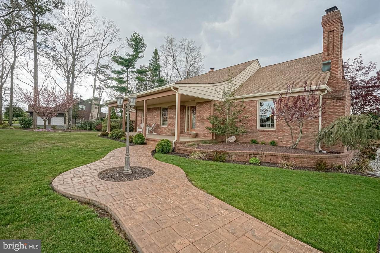 918 3RD Street - Photo 1