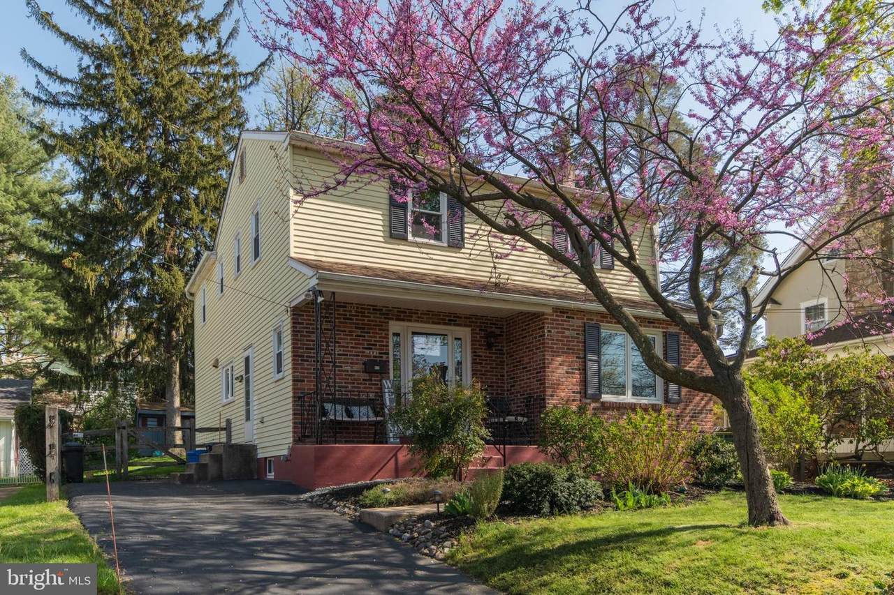 415 Strathmore Road - Photo 1