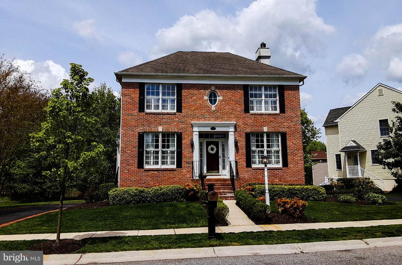 4 Hampshire Way - Photo 1