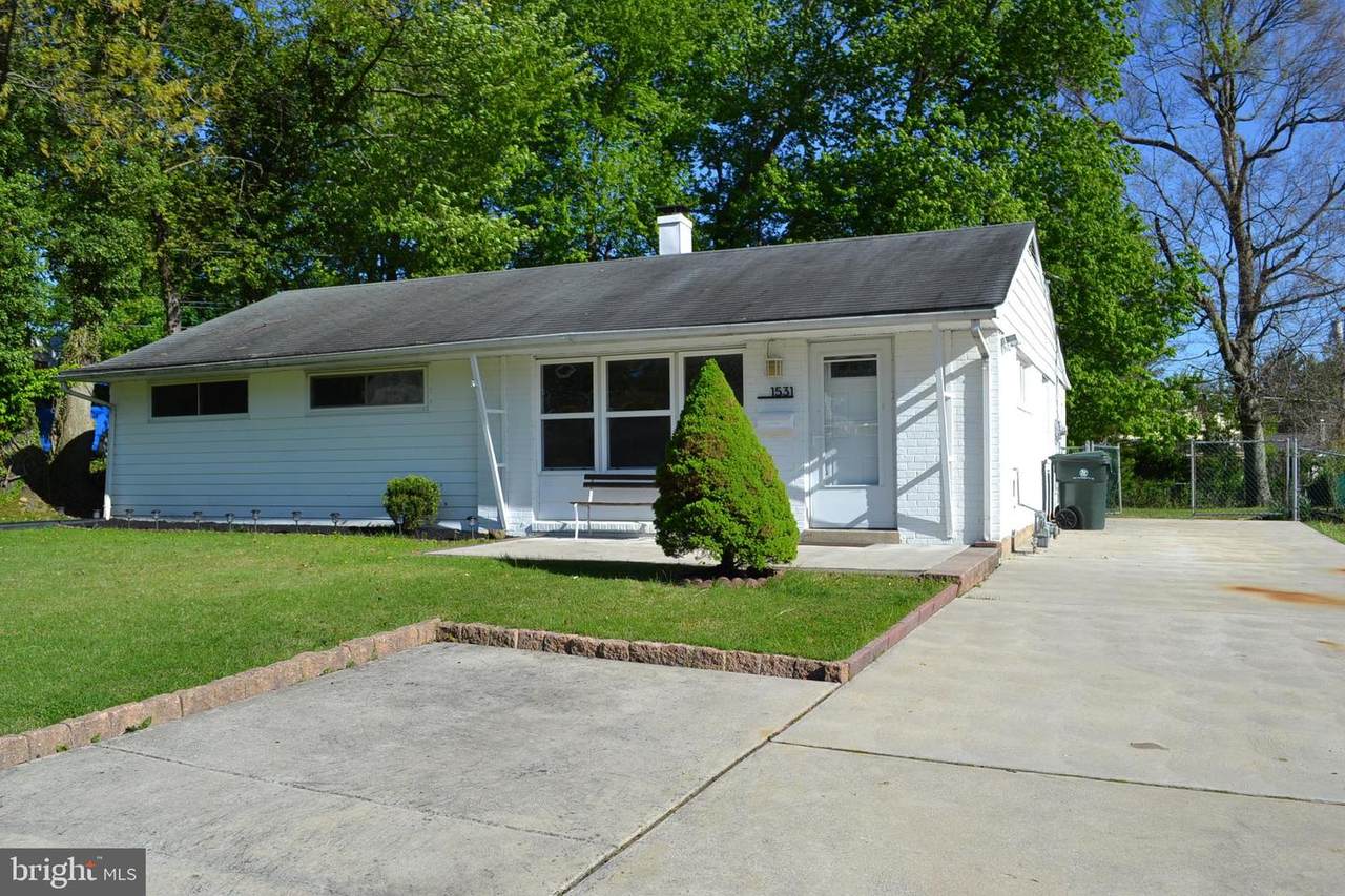 1531 Coolidge Avenue - Photo 1
