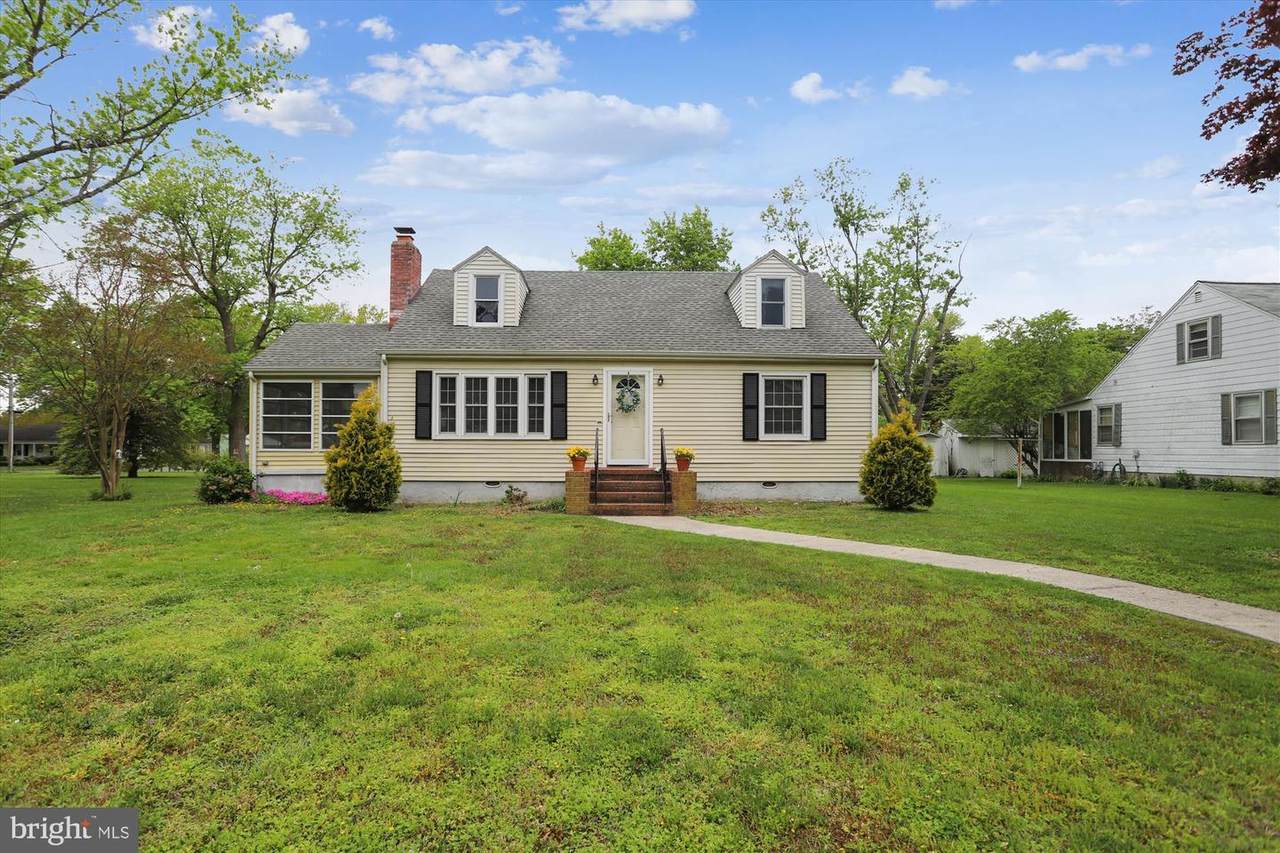 413 Arbor Place - Photo 1