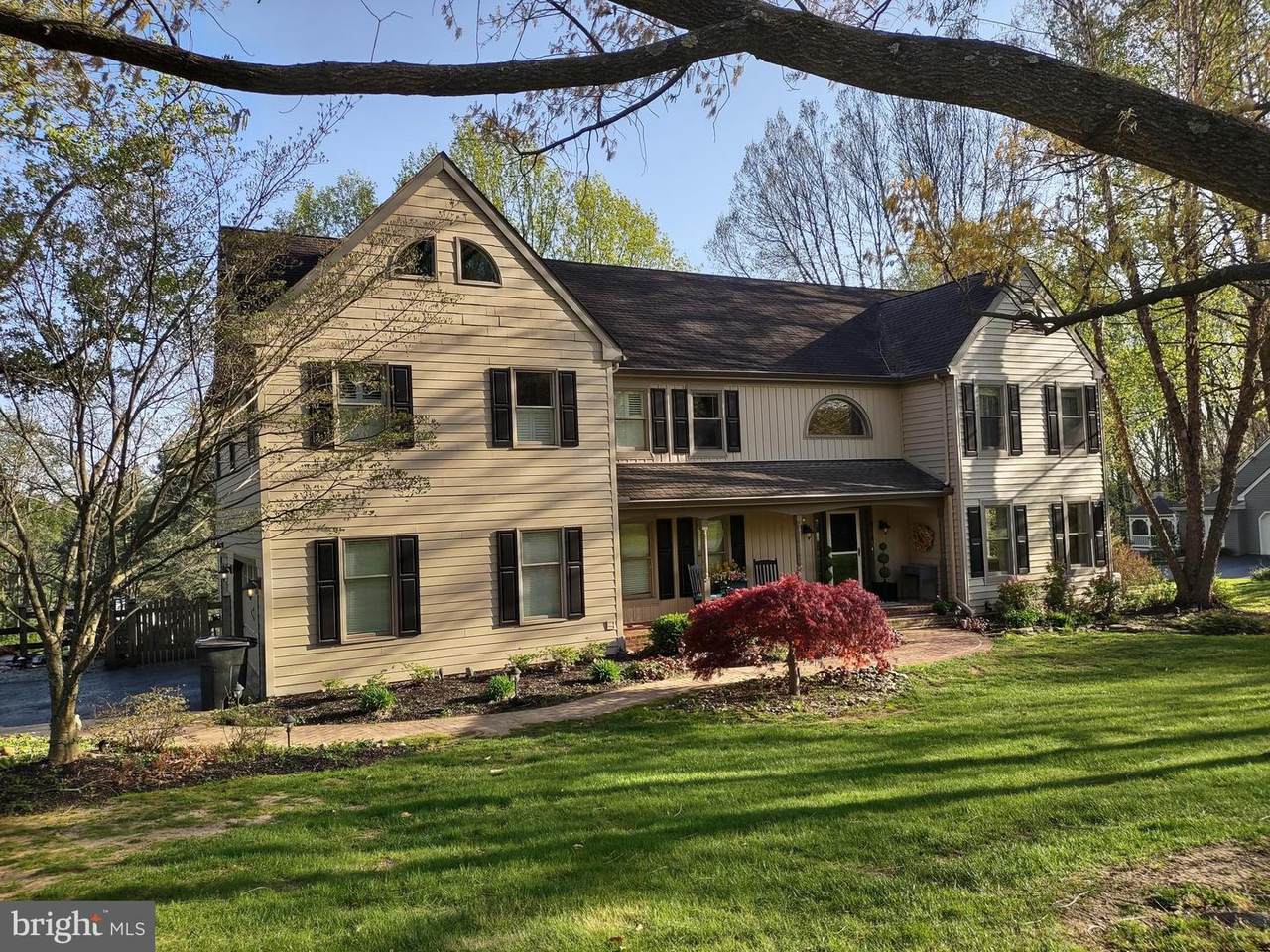 814 Shadow Farm Road - Photo 1