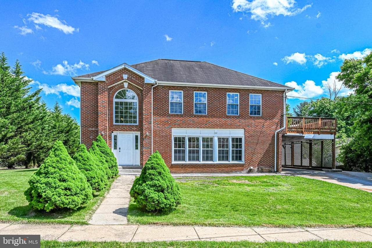 502 Princeton Terrace - Photo 1