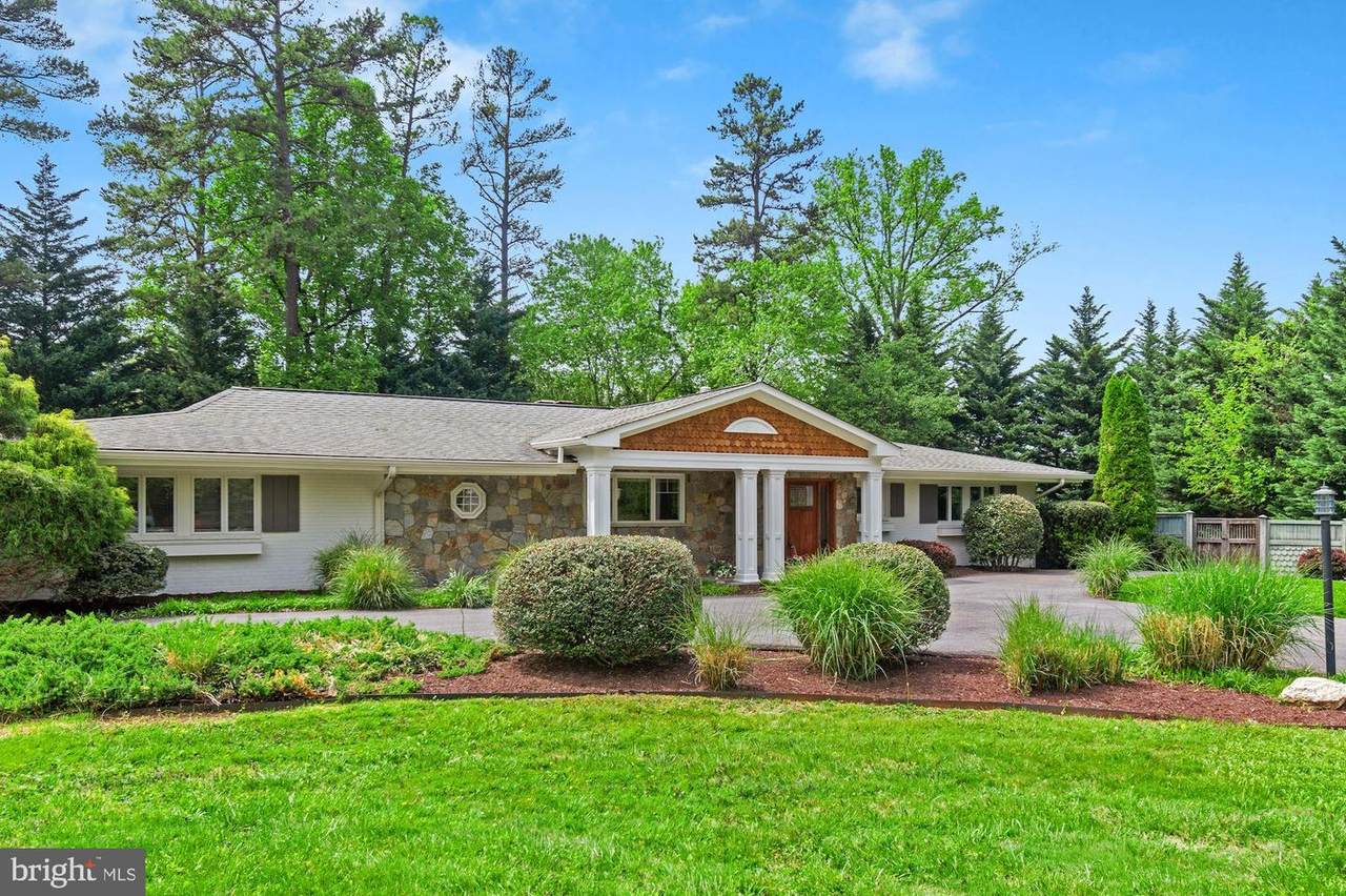 7108 Oak Forest Lane - Photo 1