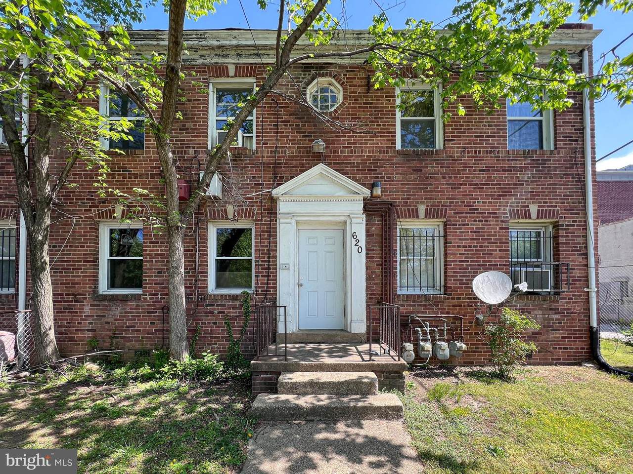 620 Mellon Street - Photo 1