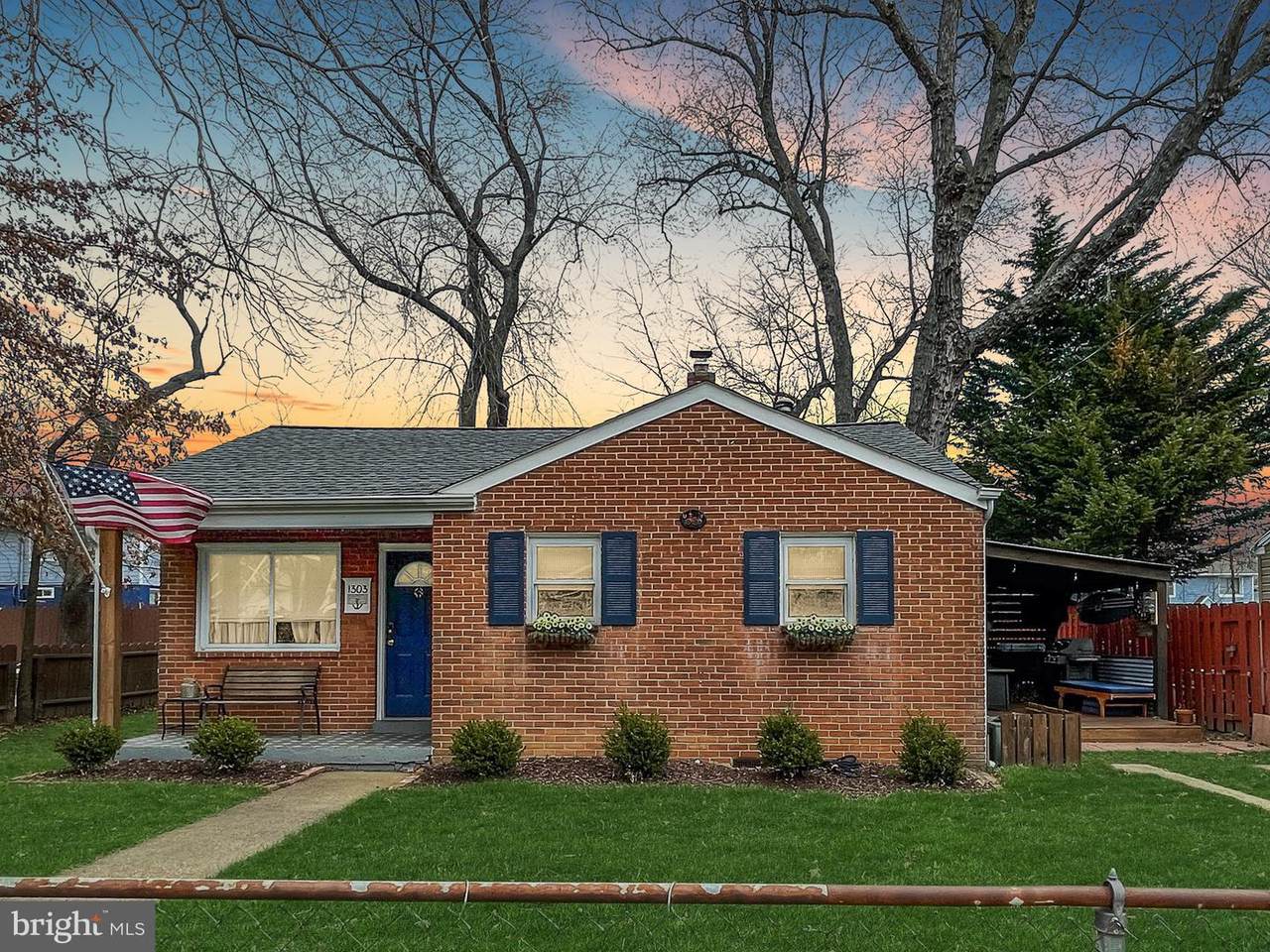 1303 Mckinley Street - Photo 1
