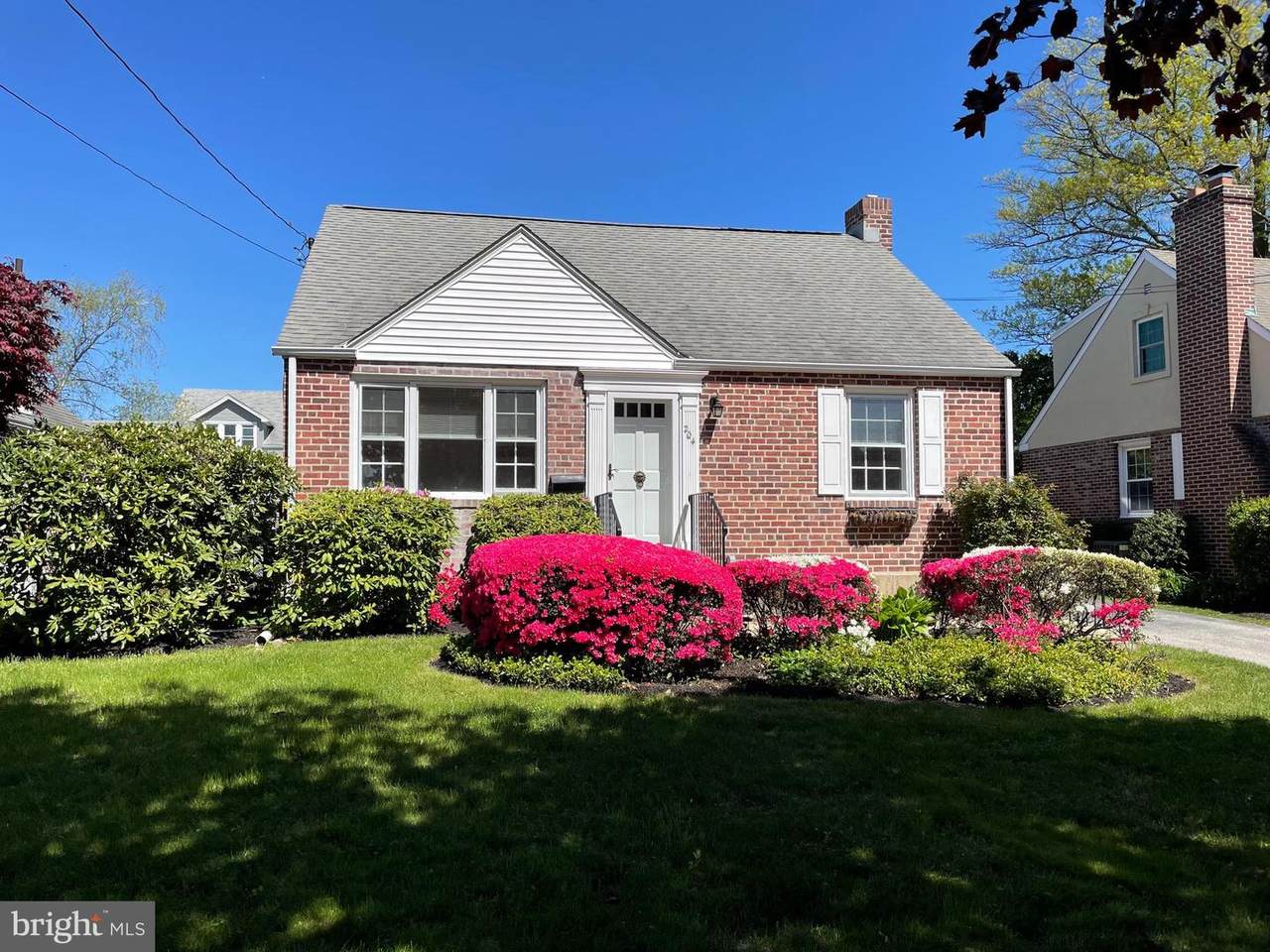 204 Turnbull Avenue - Photo 1