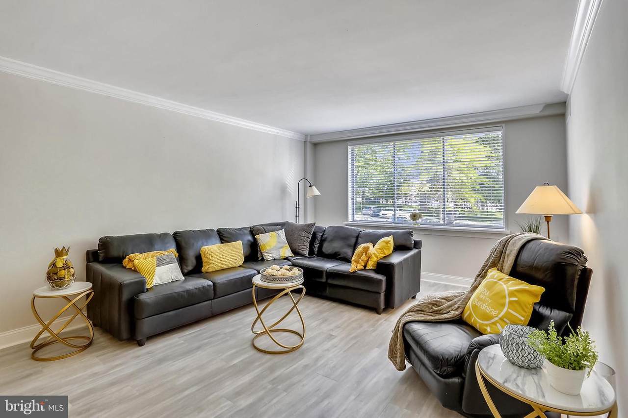 4977 Battery Lane - Photo 1
