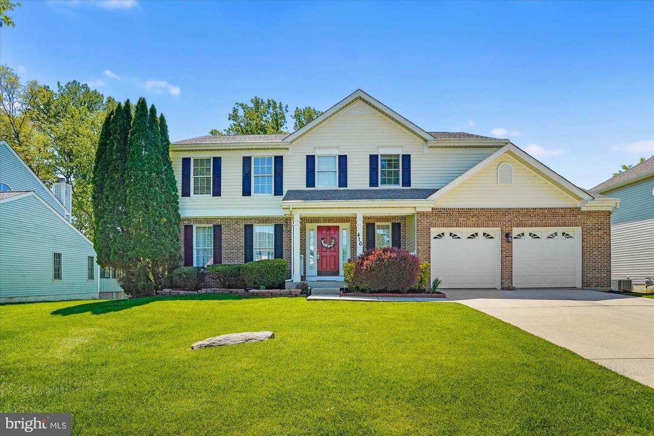 410 David Court - Photo 1