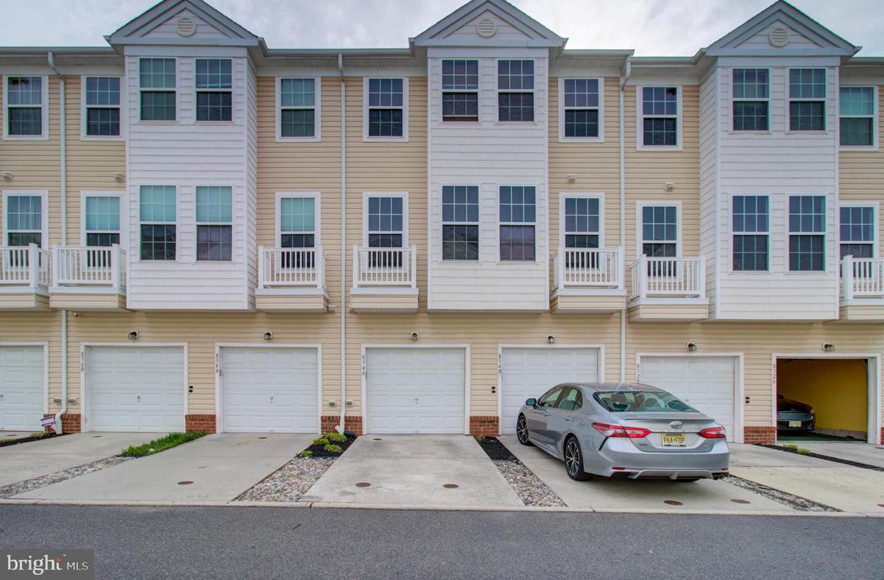 834-A Warren Street - Photo 1