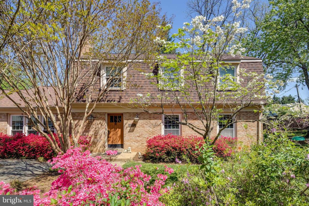 10526 Providence Way - Photo 1