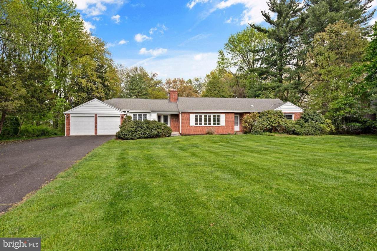 737 Riverton Road - Photo 1