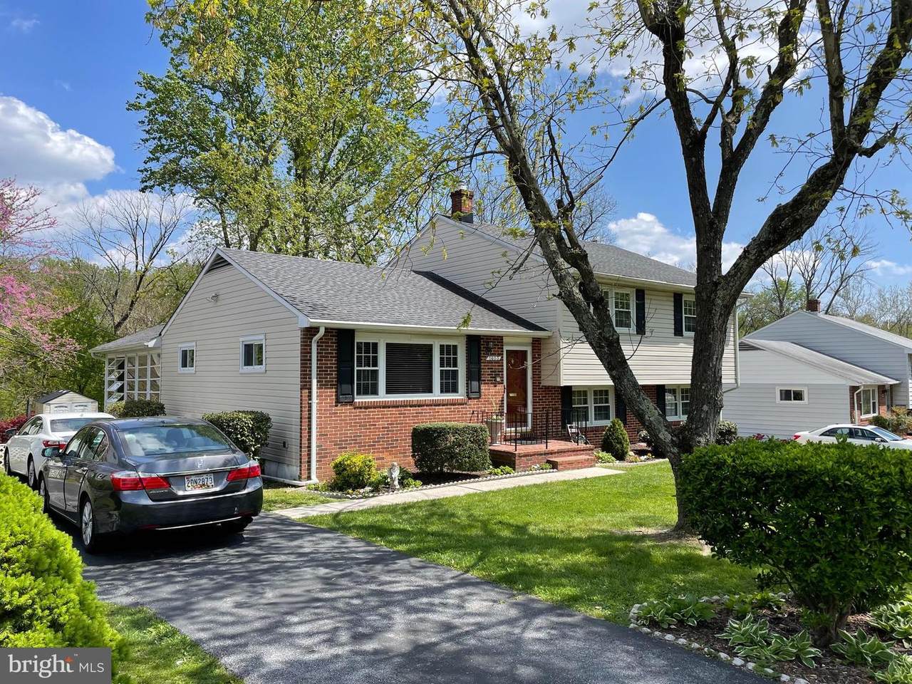 1403 Charmuth Road - Photo 1