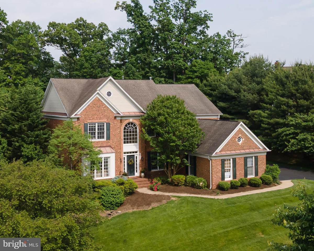 3255 Pony Ridge Way - Photo 1