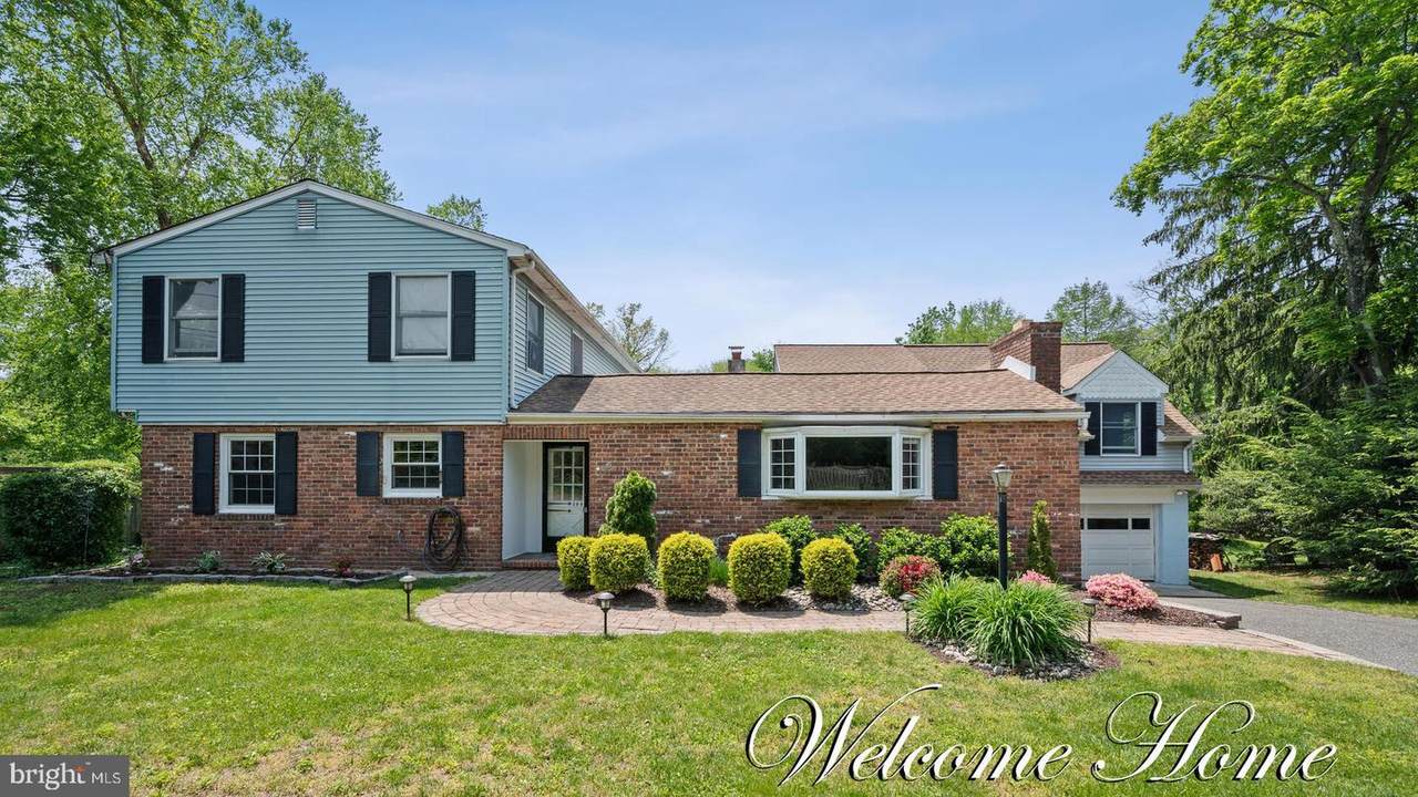 144 Cranbury Road - Photo 1