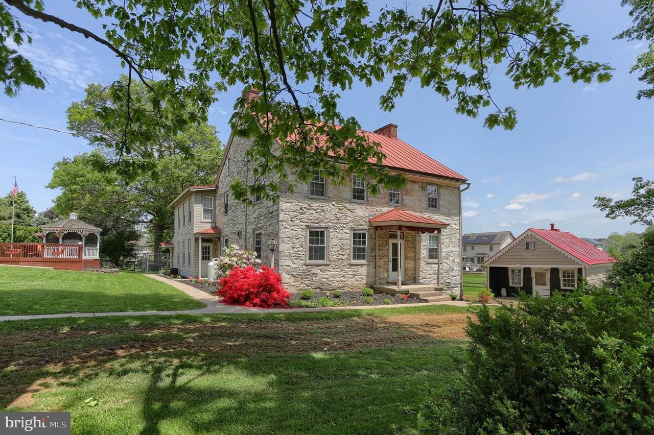 17 Sunrise Drive - Photo 1
