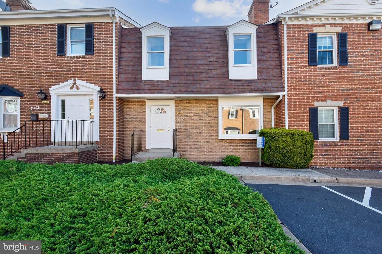 4009 Williamsburg Court - Photo 1