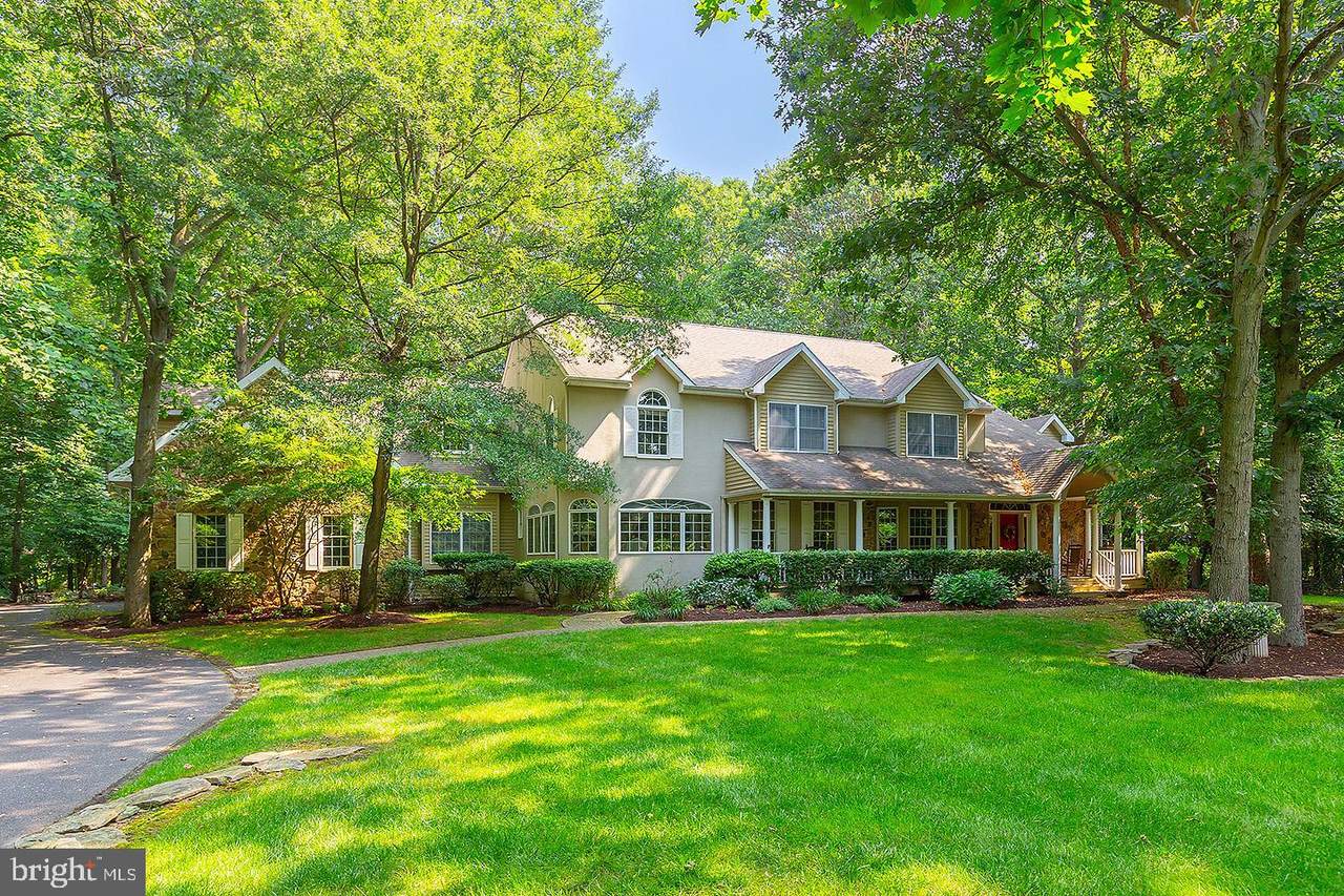 5 Shawnee Drive - Photo 1