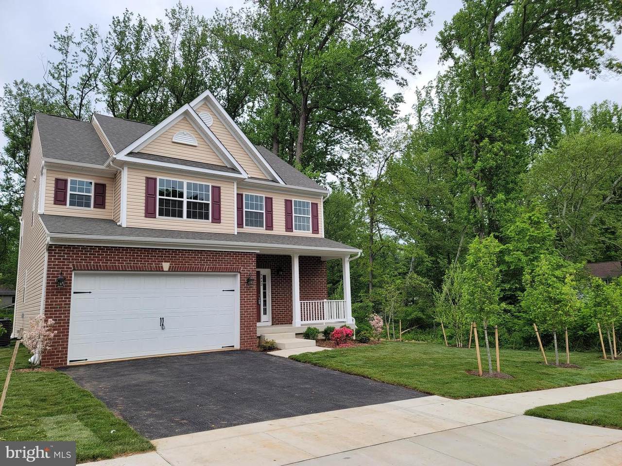 9144 Bryant Avenue - Photo 1