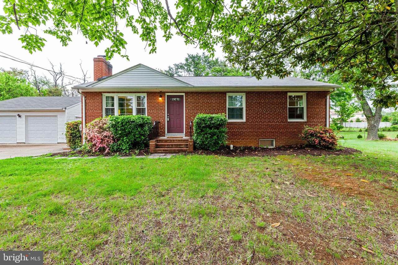 6318 Lincolnia Road - Photo 1