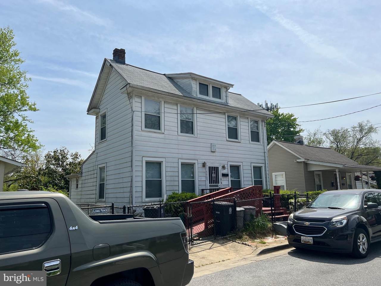 5905 Burgundy Street - Photo 1