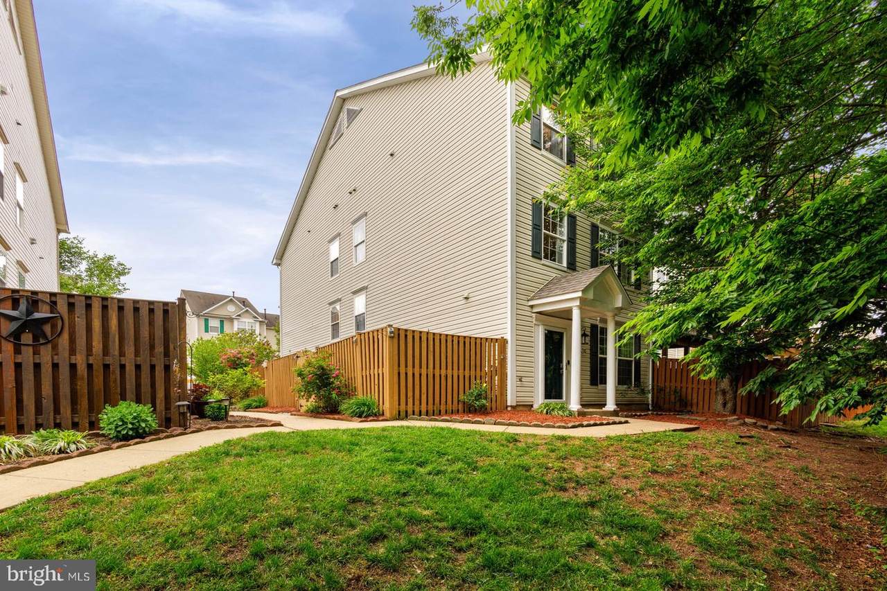 10536 Falkirk Way - Photo 1