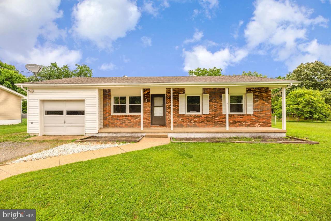 21430 Lynn Drive - Photo 1