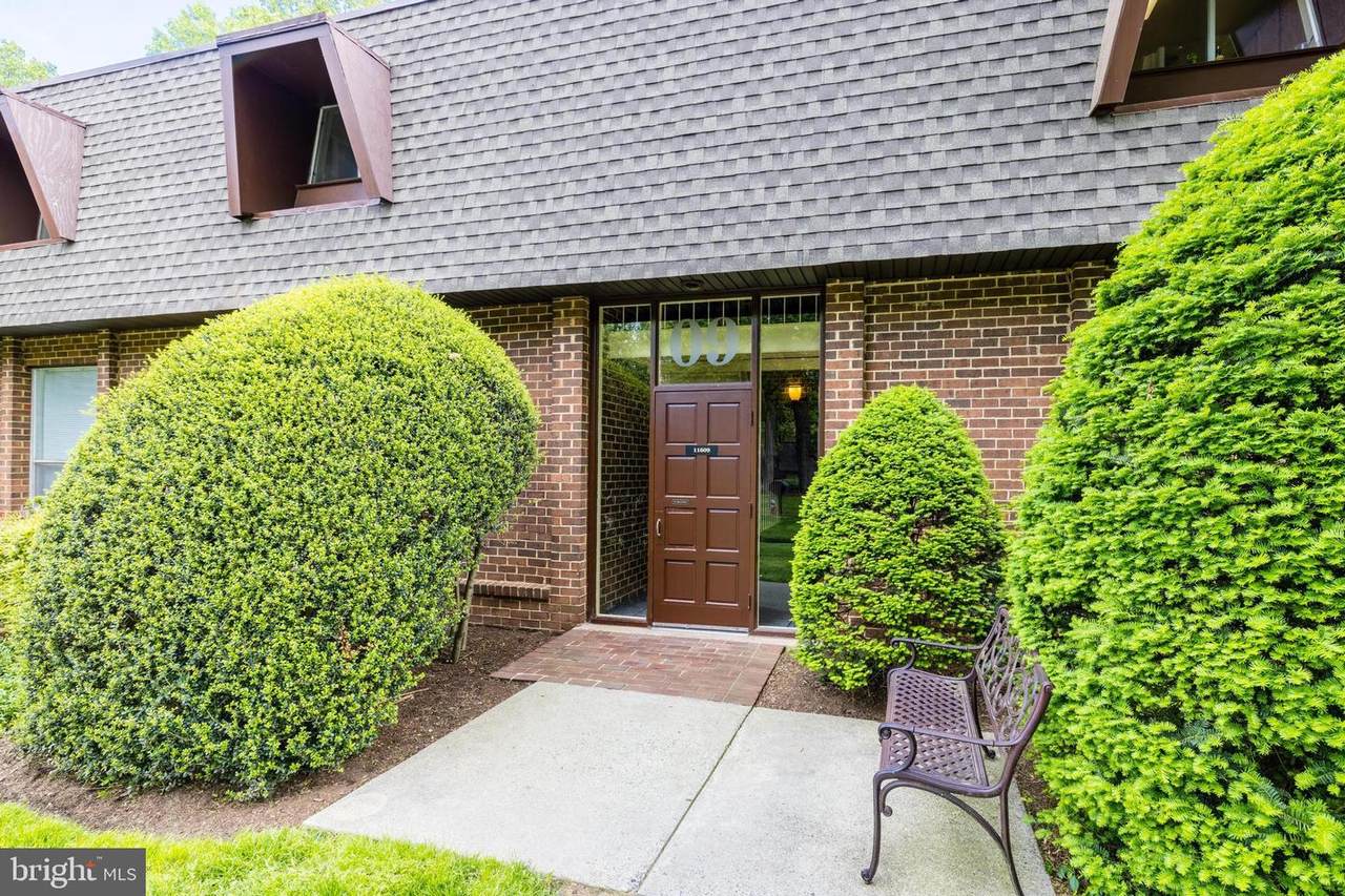 11609 Vantage Hill Road - Photo 1