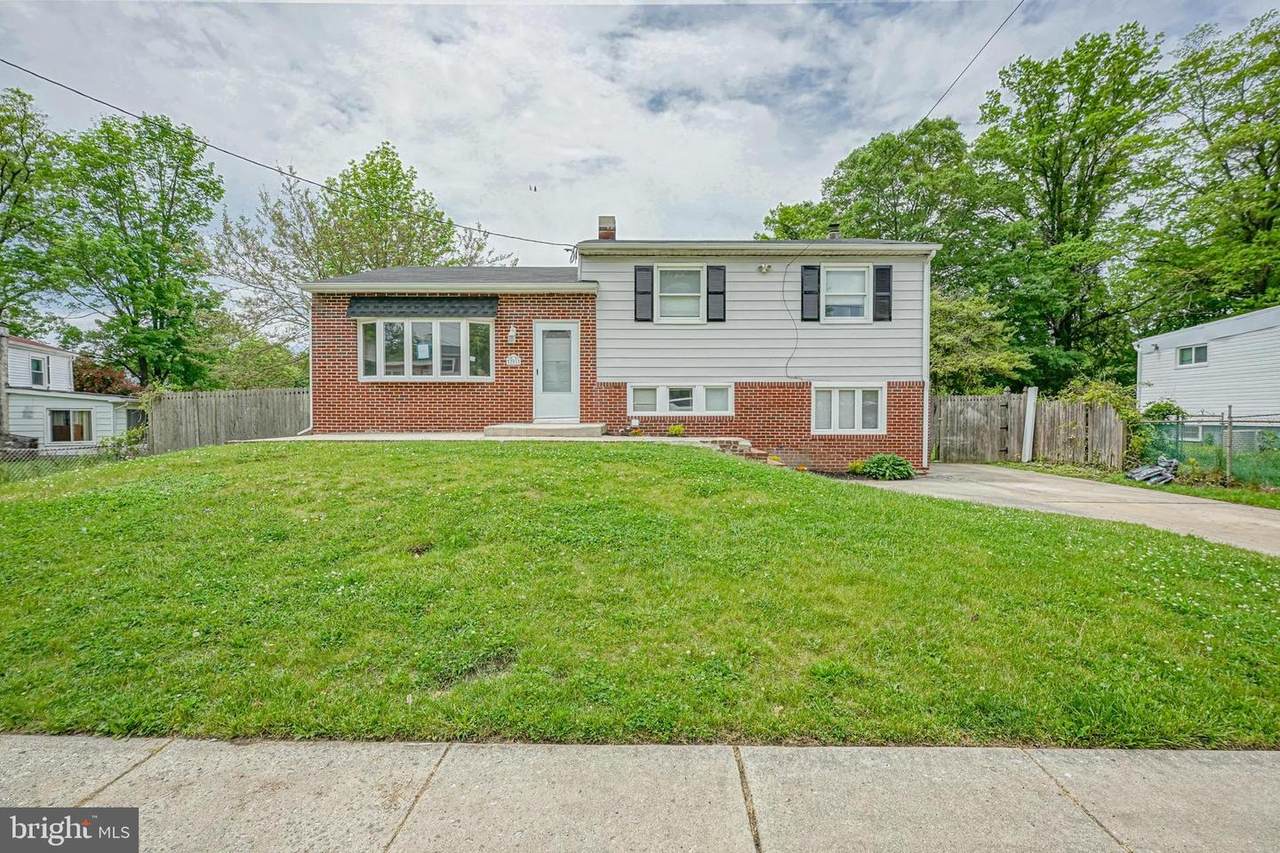 201 Gloucester Avenue - Photo 1