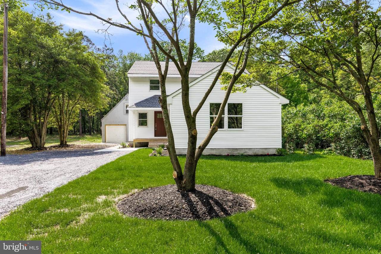 2285 Stanton Avenue - Photo 1