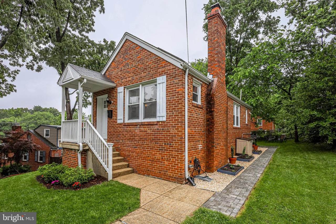 2302 Parkway - Photo 1