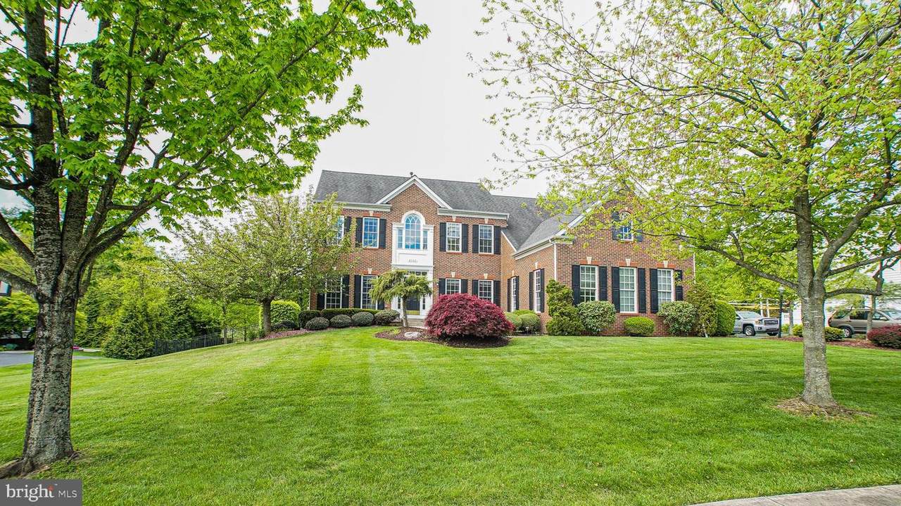 2102 Wynne Way - Photo 1