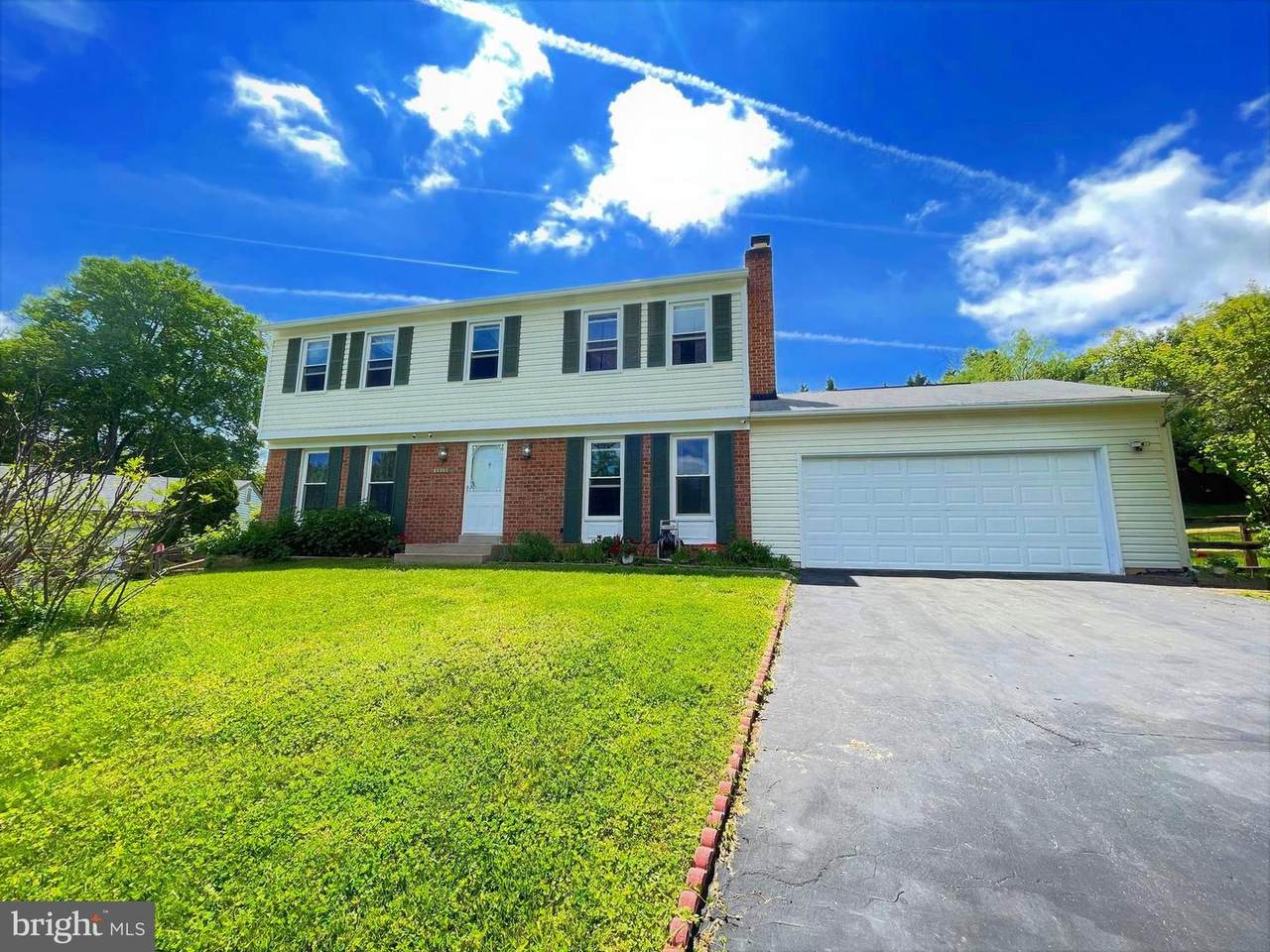 8820 Mourning Dove Court - Photo 1