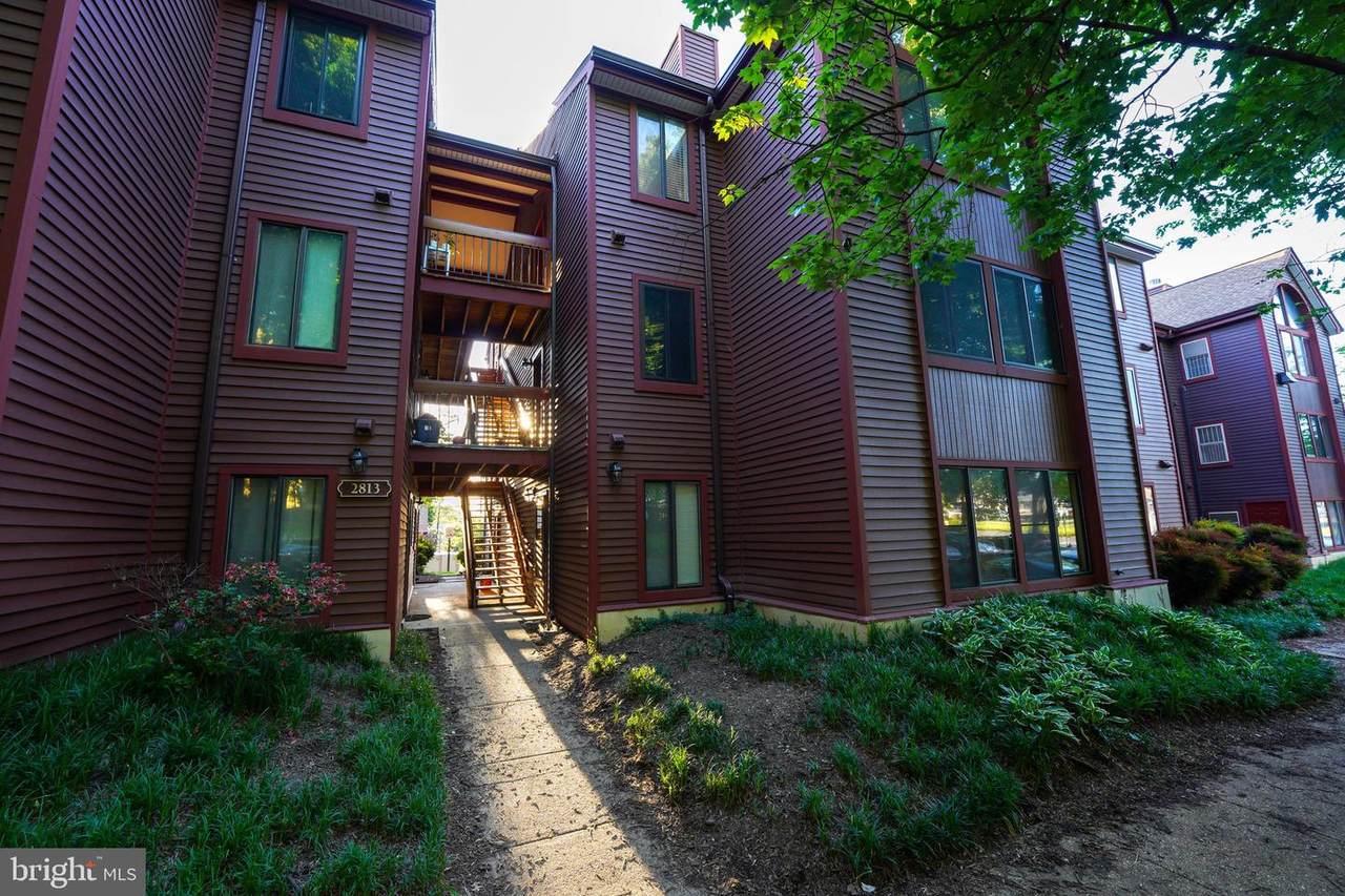 2813 Lee Oaks Court - Photo 1