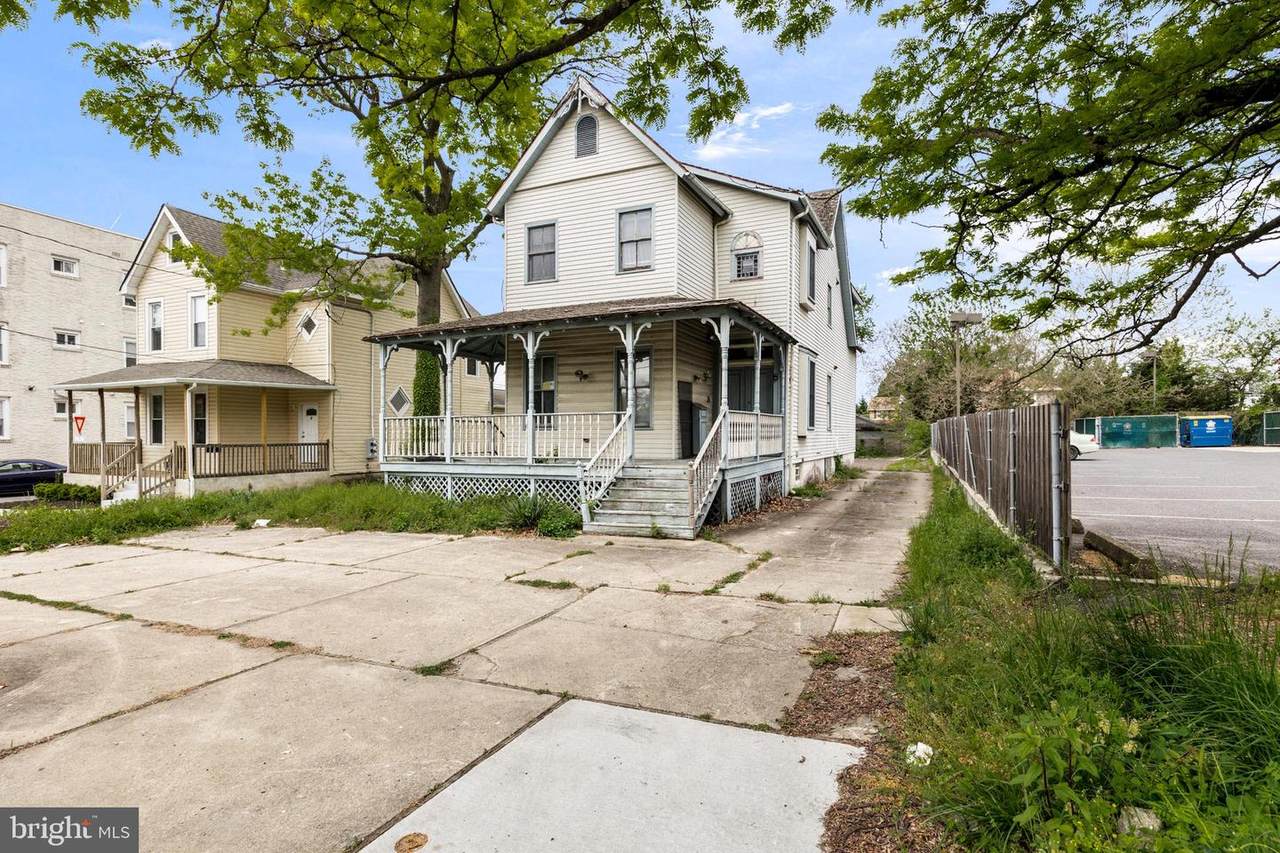 19 Cuthbert Boulevard - Photo 1