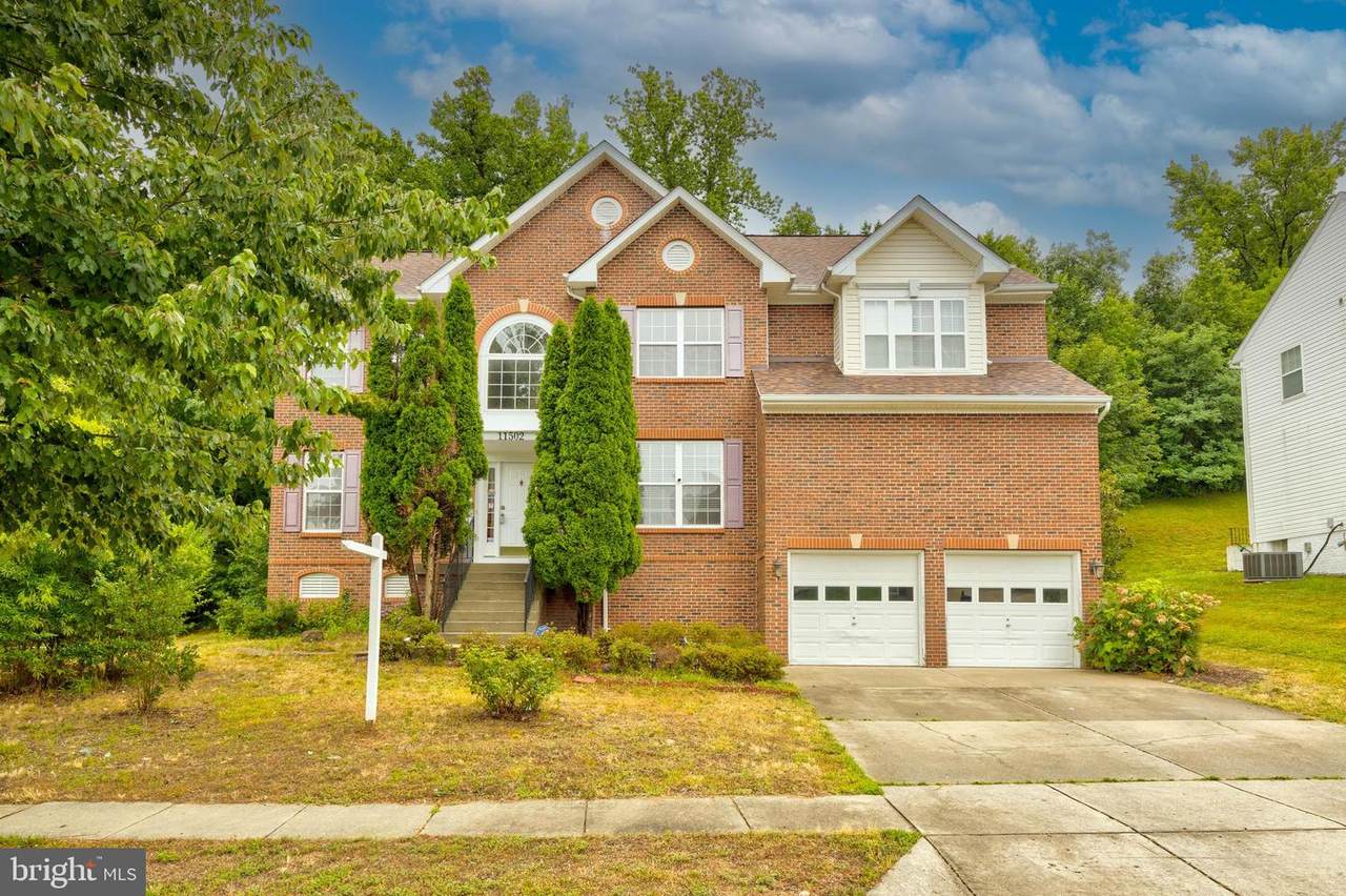 11502 Star Drive - Photo 1