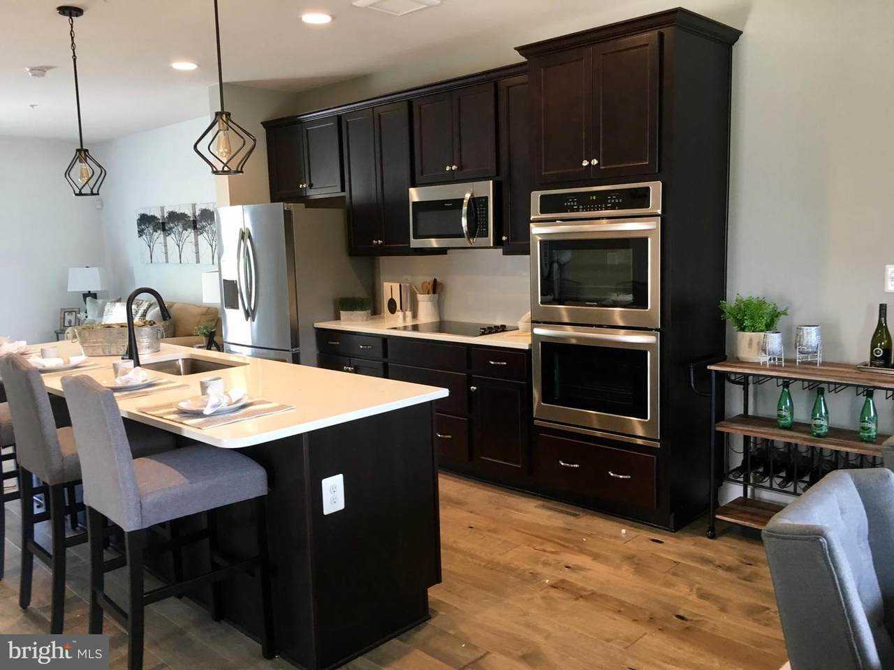 652 Snapdragon Court - Photo 1