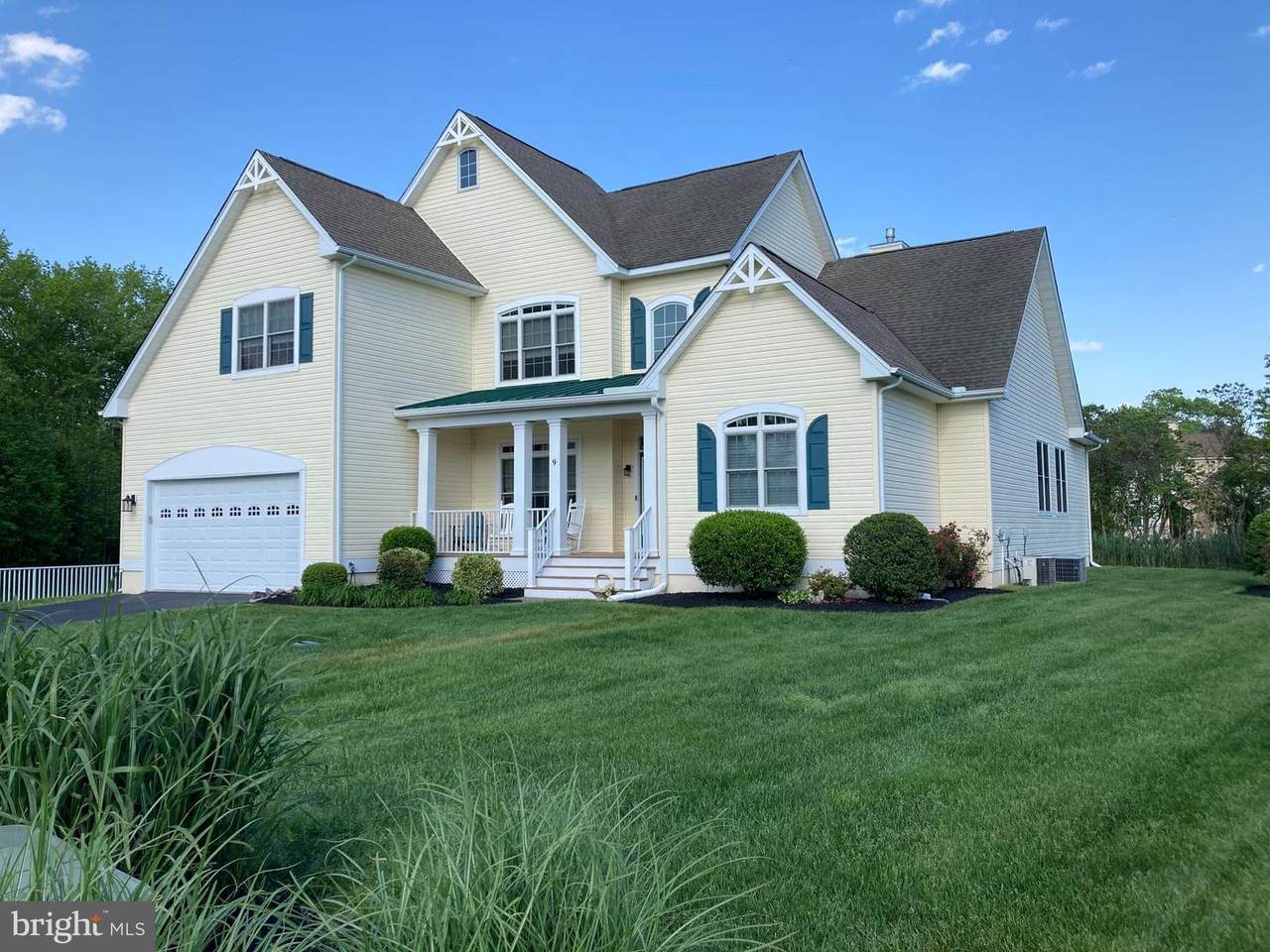 9 Lake Village Circle - Photo 1