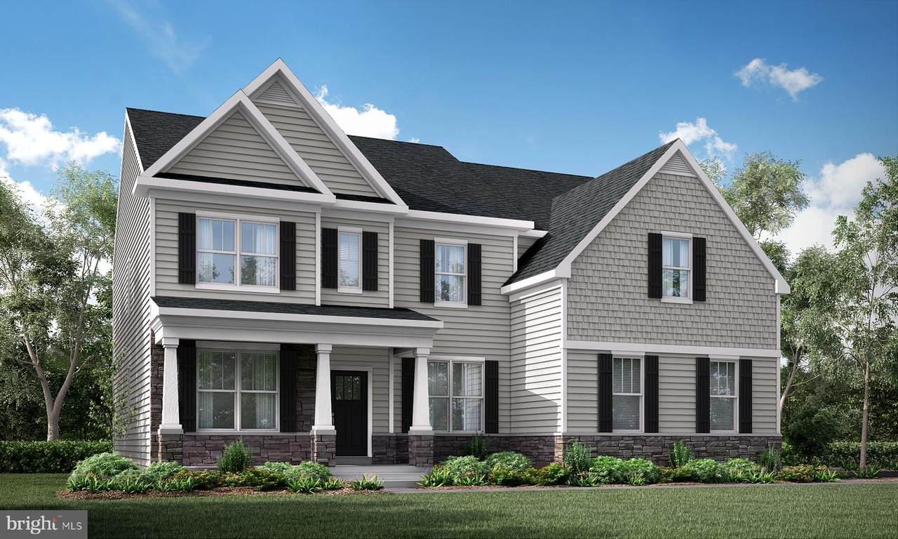 5650 Saucon Ridge Road - Photo 1