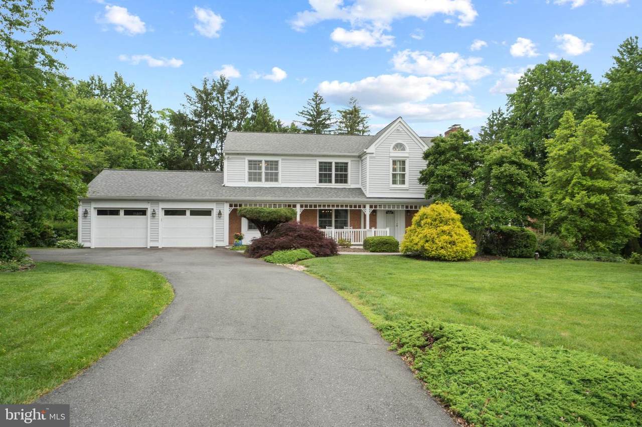 11104 Brookline Drive - Photo 1