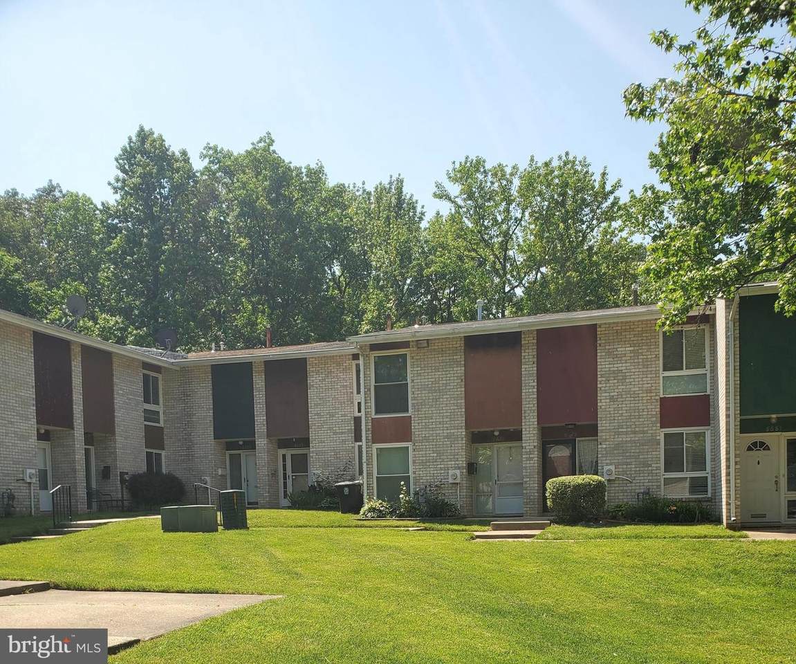8675 Seasons Way - Photo 1