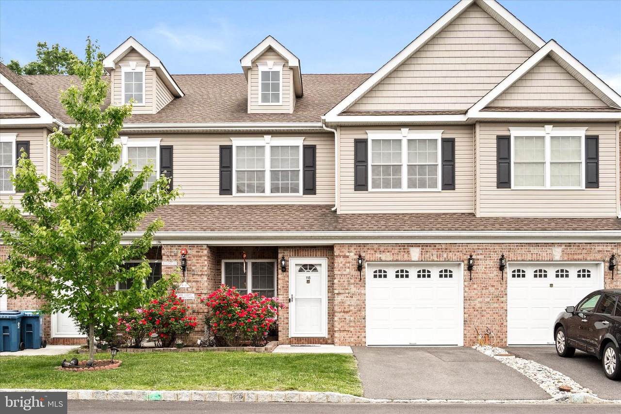 118 Morgan Way - Photo 1