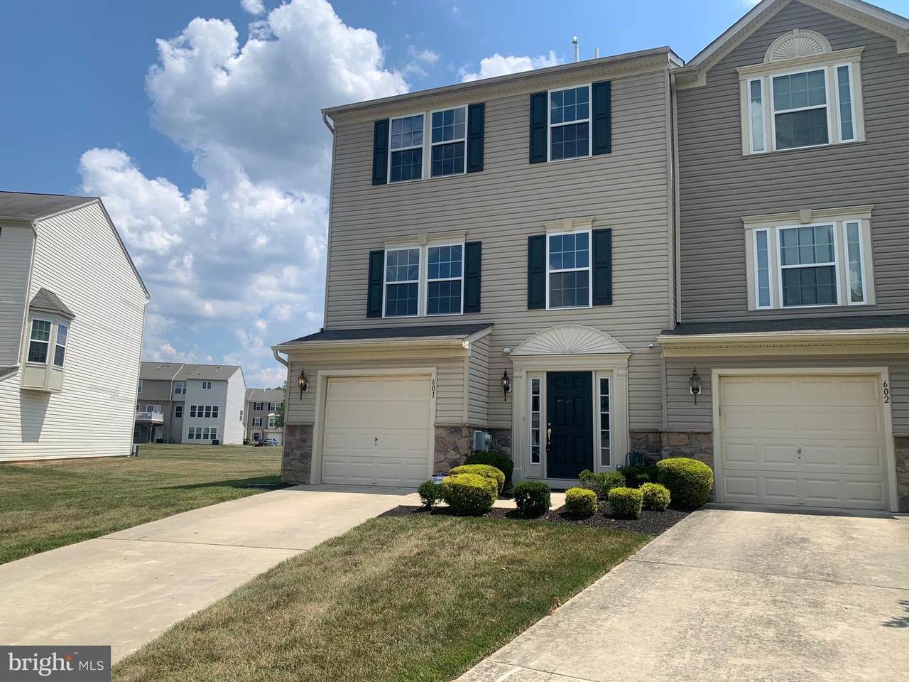 601 Matisse Way - Photo 1