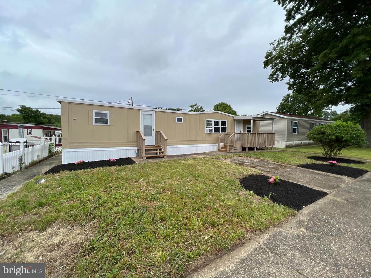 1205 Farrell Avenue - Photo 1