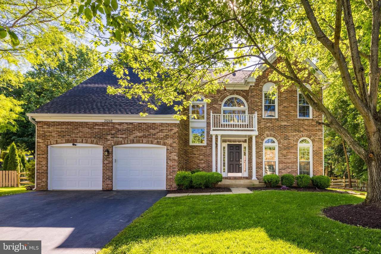 21240 Ravenwood Court - Photo 1