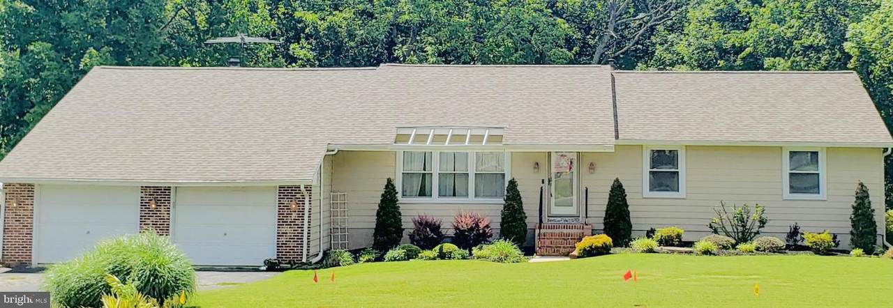 106 Sentry Drive - Photo 1