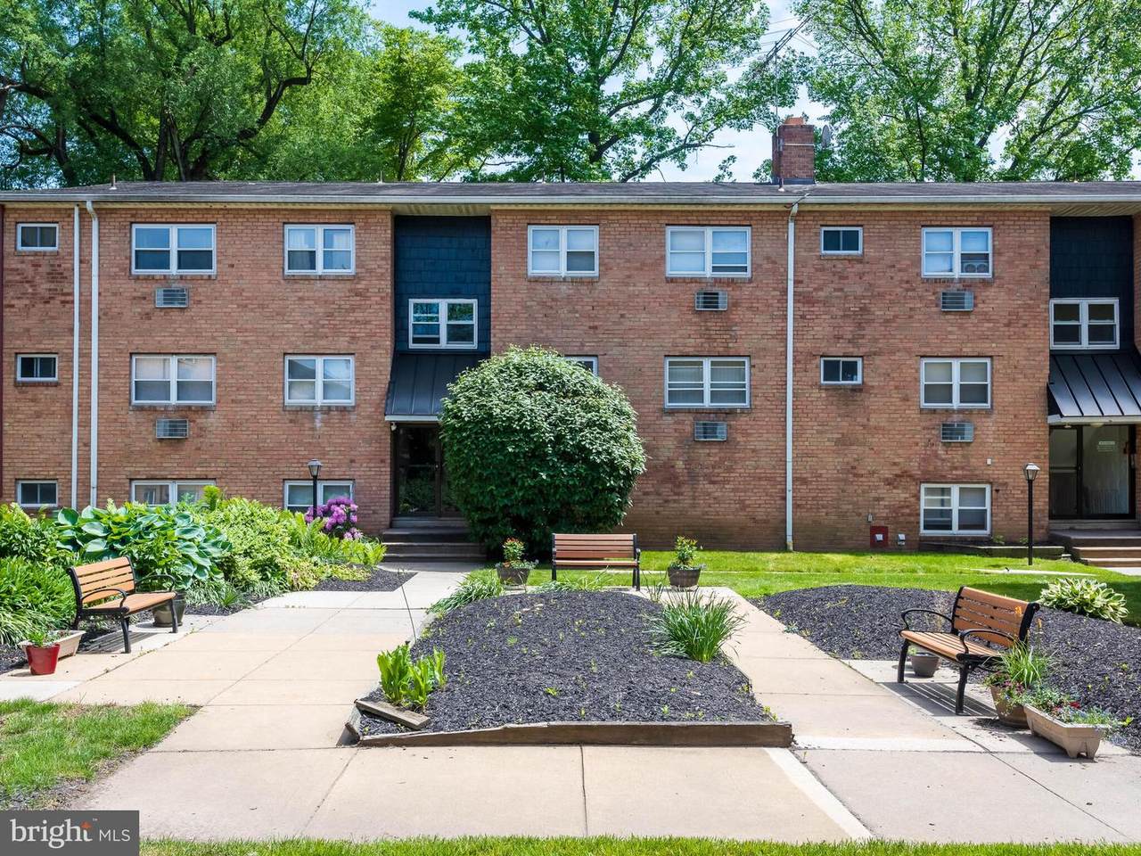 335 Lancaster Avenue - Photo 1